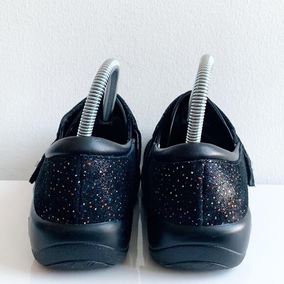 ALEGRIA Slip On Clogs - Picture 7 of 12